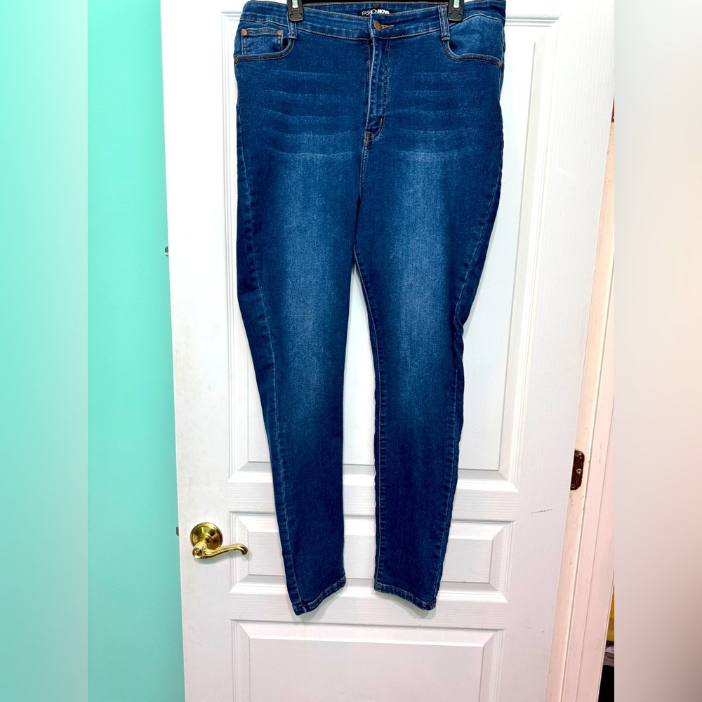 Fashion Nova Curvy Jeans